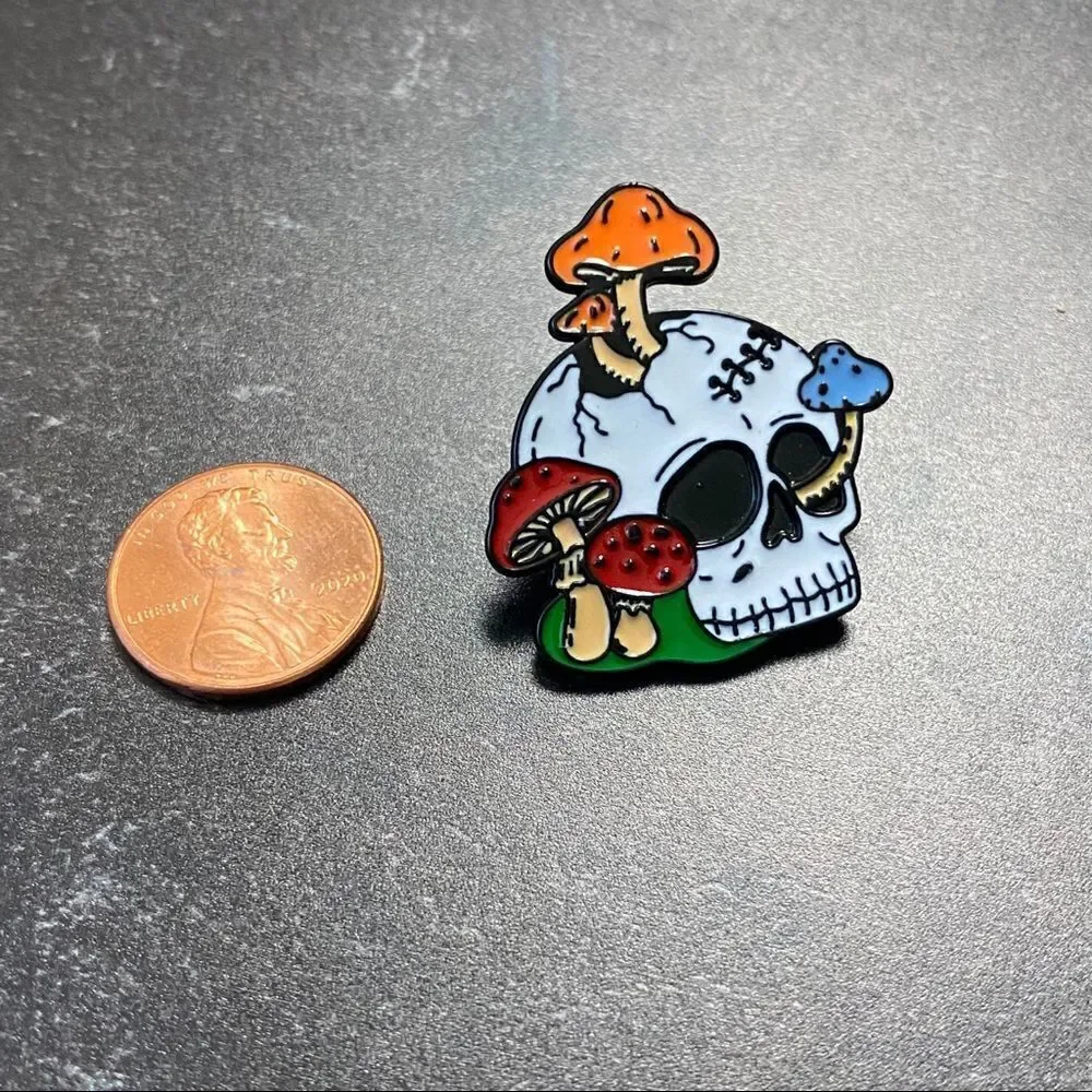 Skull & Shrooms Enamel Pin/ Brooch Lapel